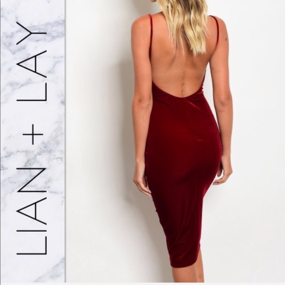 red backless bodycon dress